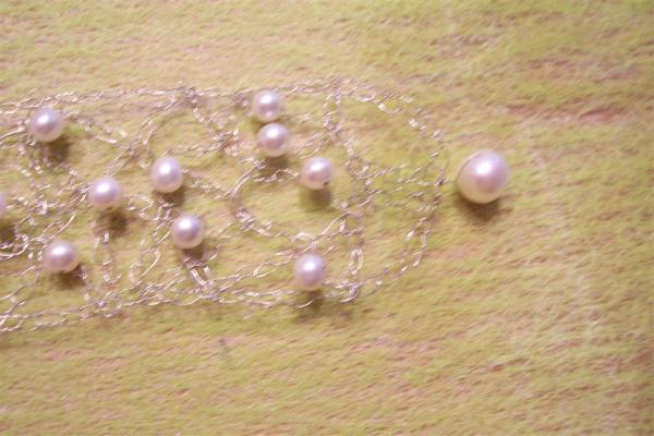 Perlenkropfband